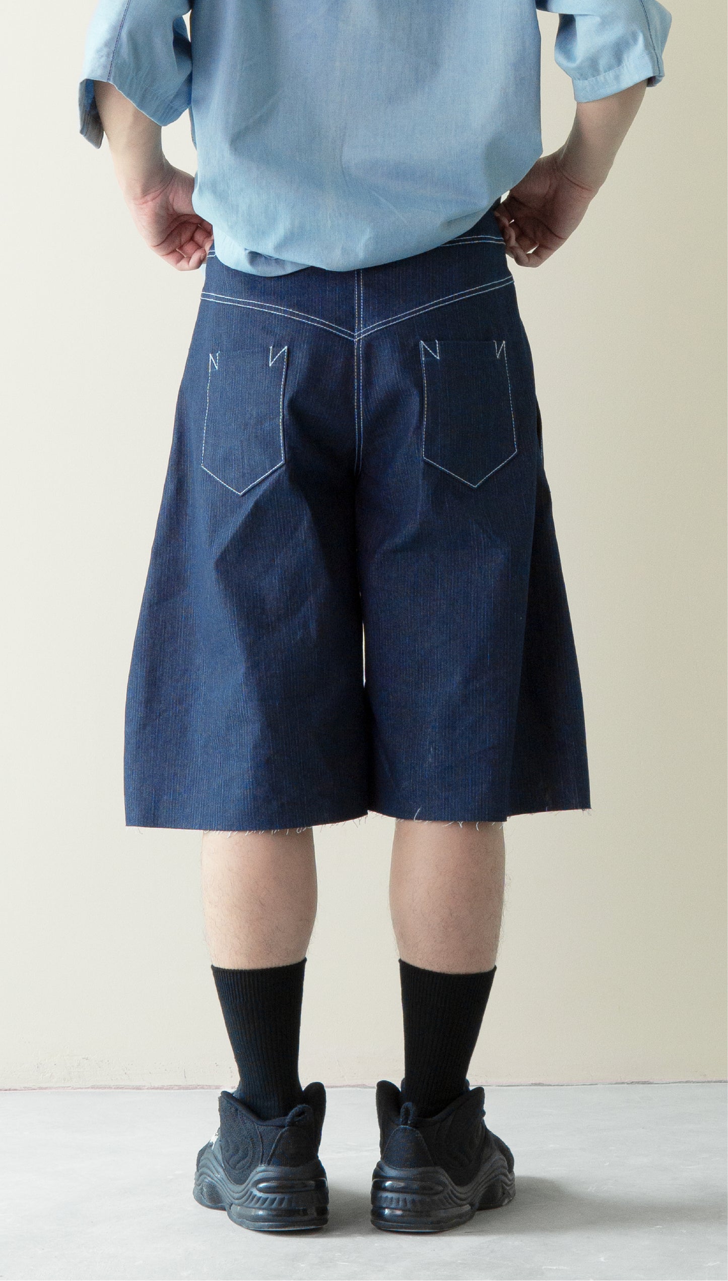 Echo Pleated Jorts (Dark blue)